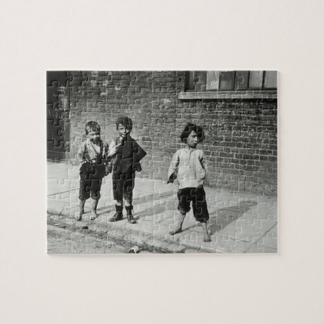 Straßenbengel in Lambeth (b/w Foto) (Horizontal)