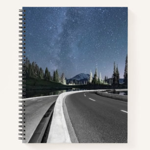 Straßenfahrt unter der Milchstraße Notizbuch