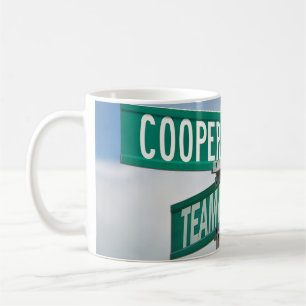 Straßenunterschrift Kaffeetasse