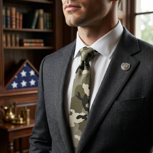 Strategisches militärisches Tarnmuster Krawatte