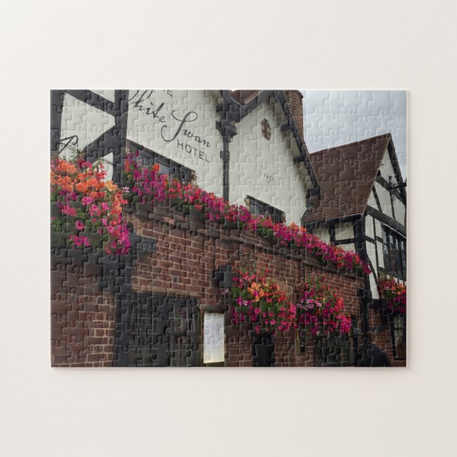 Stratford Upon Avon England UK Tudor Hotel Blume (Horizontal)