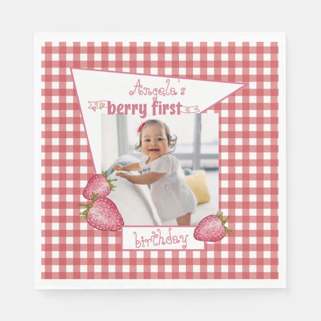 Strawberry Berry First Birthday Serviette (Vorderseite)