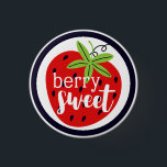 Strawberry Berry Sweet Birthday Baby Girl Kids' Button<br><div class="desc">Süß wie eine saftige,  plump Erdbeere! Lebhafter zeitgenössischer Stil in Rot,  Grün und Schwarz für eine fruchtige und lustige Geburtstagsfeier. ・ Koordinieren Sie es! Durchsuchen Sie die Strawberry Sweet Birthday Collection für passende Produkte wie Einladungen,  Packpapier,  Party Dekoration und mehr!</div>