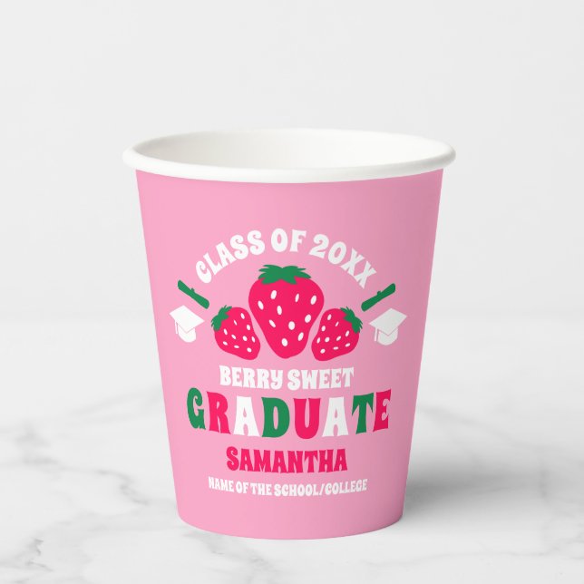Strawberry Berry Sweet Graduation Party Pappbecher (Vorderseite)