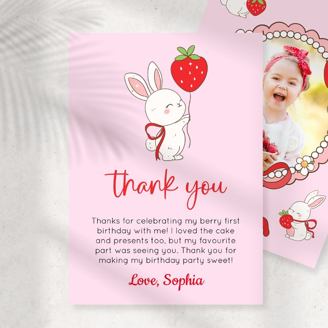 Strawberry Bunny Birthday Photo Thank You Card Einladung (Von Creator hochgeladen)