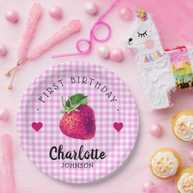 Strawberry Hearts Birthday Girl Pink Checkered Pappteller (Party)