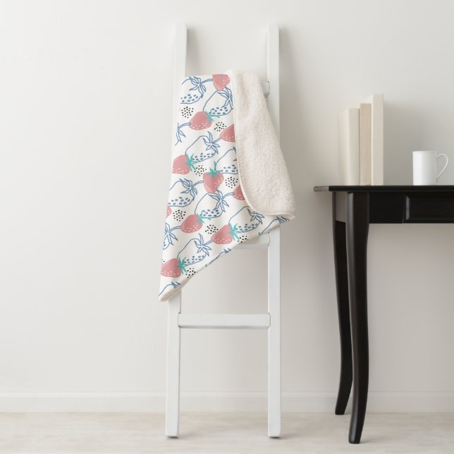 ٍ Strawberry Pattern Sherpadecke (Beispiel)
