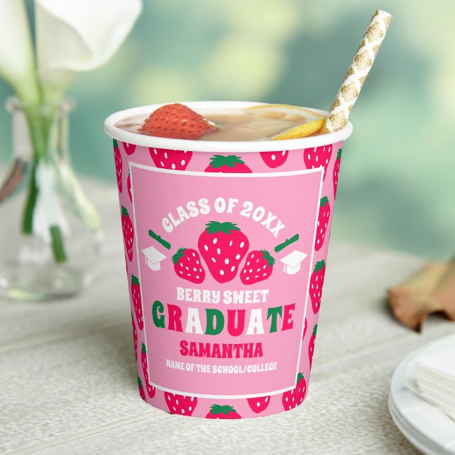 Strawberry Pink Graduation Party Pappbecher (Von Creator hochgeladen)