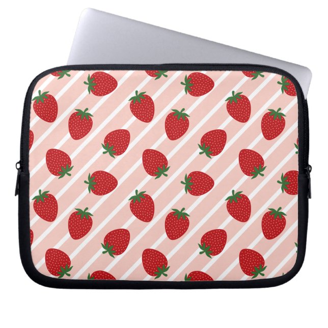 Strawberry Stripe Delight Laptopschutzhülle (Vorderseite)