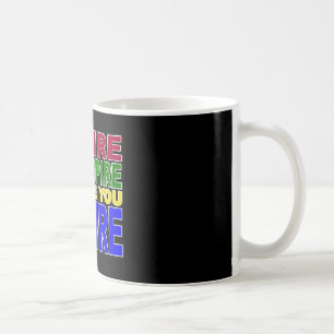 STREBEN SIE ZU INSPIRIEREN, BEVOR SIE ABLAUFEN KAFFEETASSE