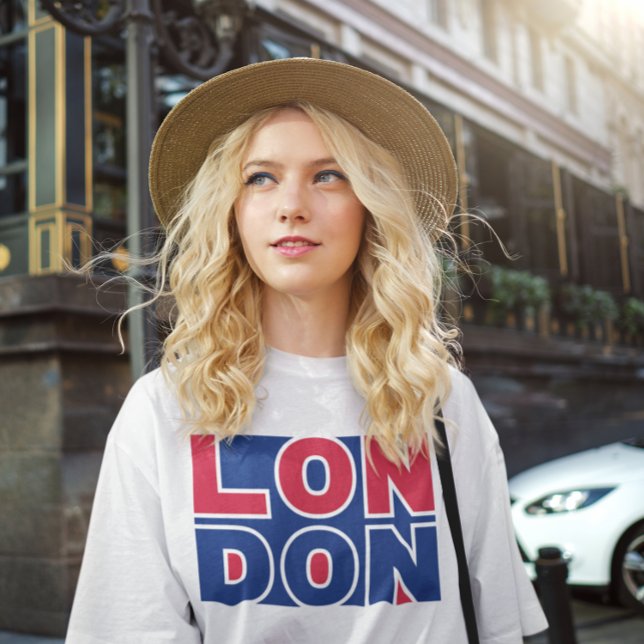Street Style in London T-Shirt (Von Creator hochgeladen)
