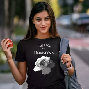 Streetwear Weiße Rose Umarme das Unbekannte T-Shirt