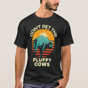 Streicheln Sie die flauschigen Kühe Bisons im Nati T-Shirt