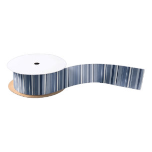 Streifen aus blau satinband