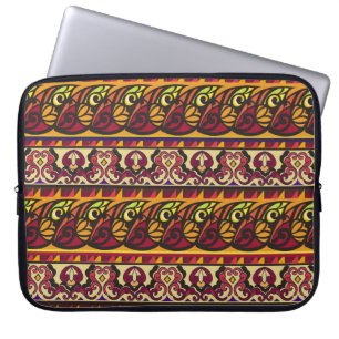 Streifen farbenfrohe ethnische nahtlose Ornament. Laptopschutzhülle