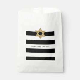 Streifen in schwarz und weiß mit goldenem Stern vo Geschenktütchen