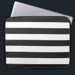 STREIFEN Schwarzes auf irgendeiner Farbe Laptopschutzhülle<br><div class="desc">Horizontale Streifen gegen Weiß,  das können recolored. Spielen Sie mit Hintergrundfarben,  um neue Effekte zu schaffen!</div>