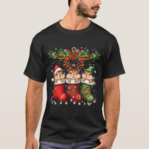 Streifenhörnchen in Weihnachts-Socken beleuchtetes T-Shirt