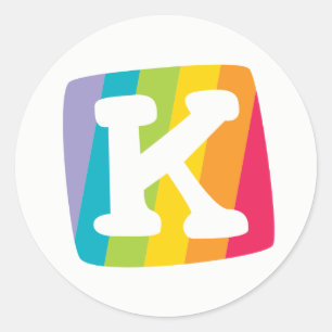 Streifenkasten-Monogrammaufkleber des Buchstaben K Runder Aufkleber