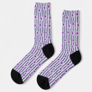 Streifenmuster mit lila Molsen Socken