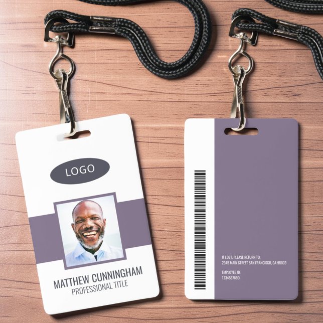 Strichcode für Mitarbeiter mit moderner Farbe Ausweis (Von Creator hochgeladen)