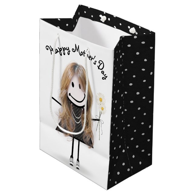 Strichfigur-Mädchen der Mutter mit den Daisies Mittlere Geschenktüte (Vorderseite Schrägansicht)