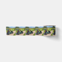 Strichmännchen-Golfer in einem Golfwagen