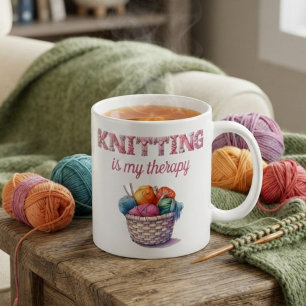 Stricken ist meine Therapie Kaffeetasse