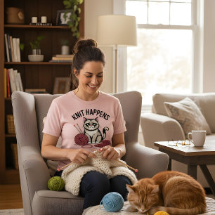 Stricken und Fertig – Lustiges Katzen- und Garn-De T-Shirt
