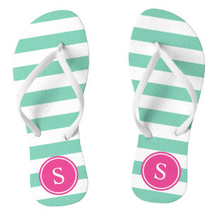 Strickmonogramm in Sea Foam & Pink Flip Flops
