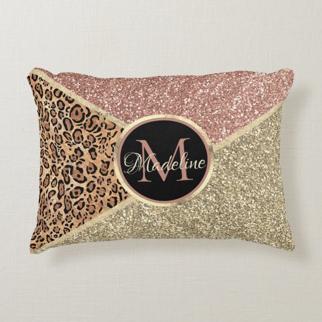 Strickte Rose Gold Glitzer Leopard Monogramm Dekokissen (Vorderseite)