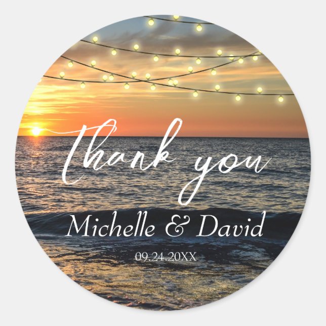 String Light Sunset Beach Hochzeit Runder Aufkleber (Vorderseite)