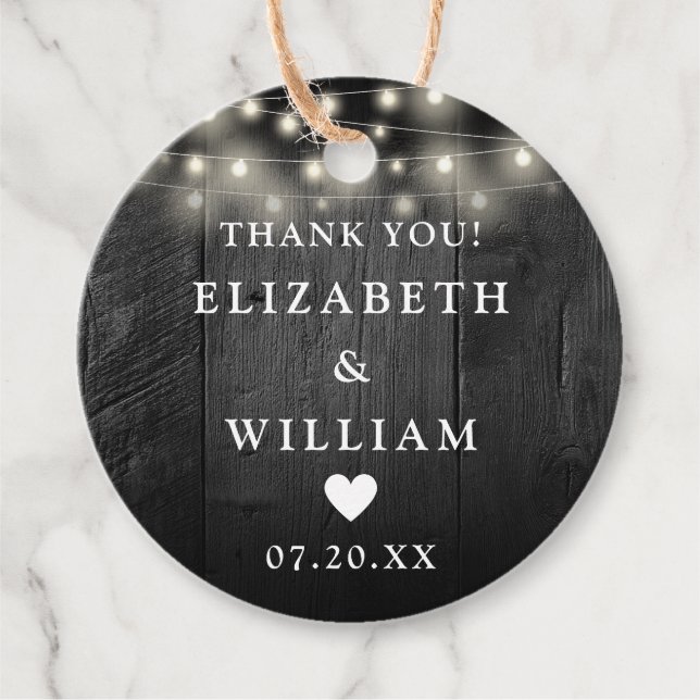 String Lights Rustic Black Wood Barn Wedding Geschenkanhänger (Vorderseite)