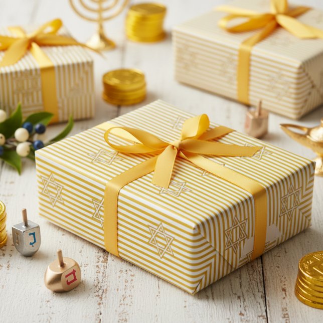 Striped Candle Flame Yellow Jewish Star of David Geschenkpapier (Jewish Gold Star Striped Candle Flame Yellow & White Pattern for Hanukkah, Bat Mitzvah, Mazel Tov)