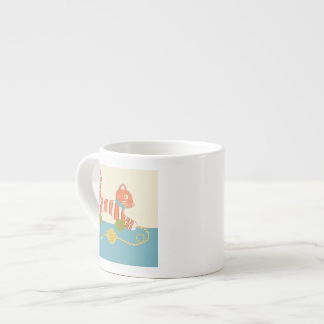 Striped Toy Cat mit Ball of String Espressotasse (Vorderseite Links)