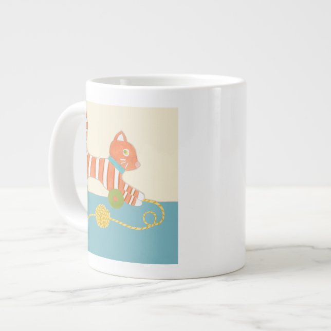 Striped Toy Cat mit Ball of String Jumbo-Tasse (Vorderseite Links)