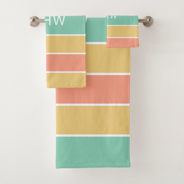 Stripes Motif Custom Monogram ensemble de serviett (En situation)