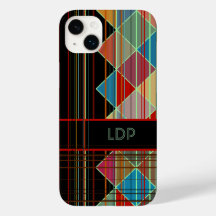 Stripte Dreiecksformen mit Initialen auf schwarz