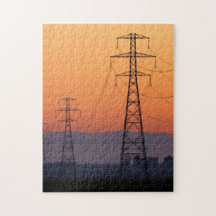 Strommasten bei Sonnenuntergang