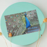 Strutting Blue Peacock Funny Birthday Karte<br><div class="desc">Humorvolle Geburtstagskarte für alle,  die das Foto eines wunderschönen,  blauen Pfauenstrupps mit seinen bunten Federn zeigt. Wählen Sie aus einer matten oder glänzenden Stilkarte.</div>