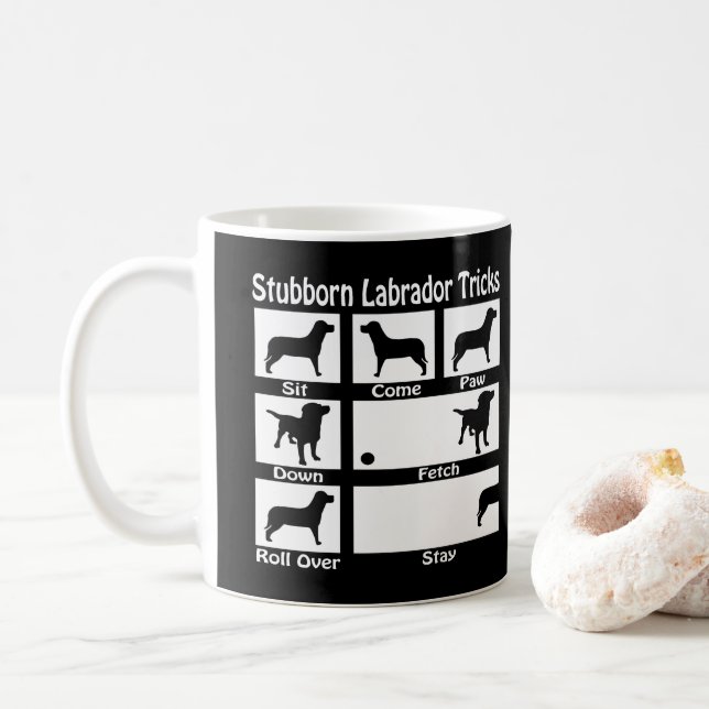 Stubborn Labrador Retriever Dog Tricks V2 Kaffeetasse (Mit Donut)