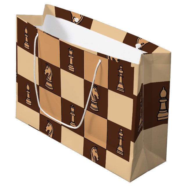Stücke des Schachbretts Große Geschenktüte (Vorderseite Schrägansicht)