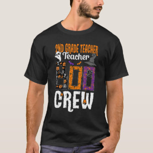 Studienanfänger/innen zu Halloween-Kosten der zwei T-Shirt