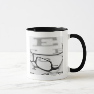 Studio geschossen von den Brillen auf Tasse