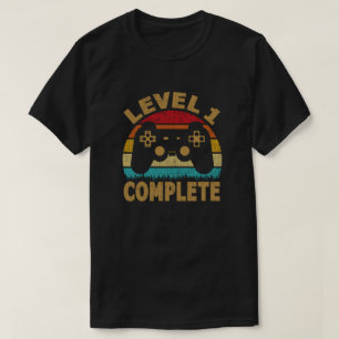 Stufe 1 Vollständiger Video-Gamer für das 1. Jubil T-Shirt