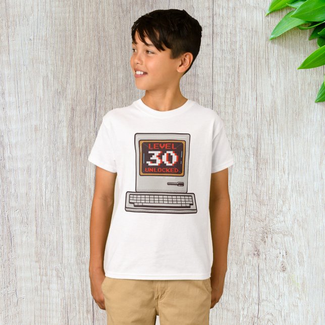 Stufe 30 Unverschlossen T-Shirt (Von Creator hochgeladen)