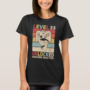 Stufe 33 Unverschlossene 33 Jahre alte Männer Kind T-Shirt