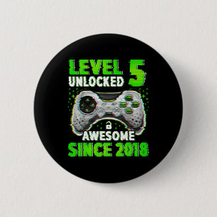 Stufe 5 Entsperrtes Videospiel 5 Jahre alter Junge Button