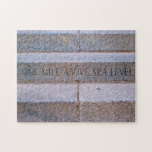 Stufen Mile High Denver . (Horizontal)