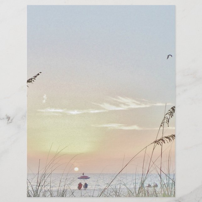 Stühle auf der Strandbühne (Vorderseite)